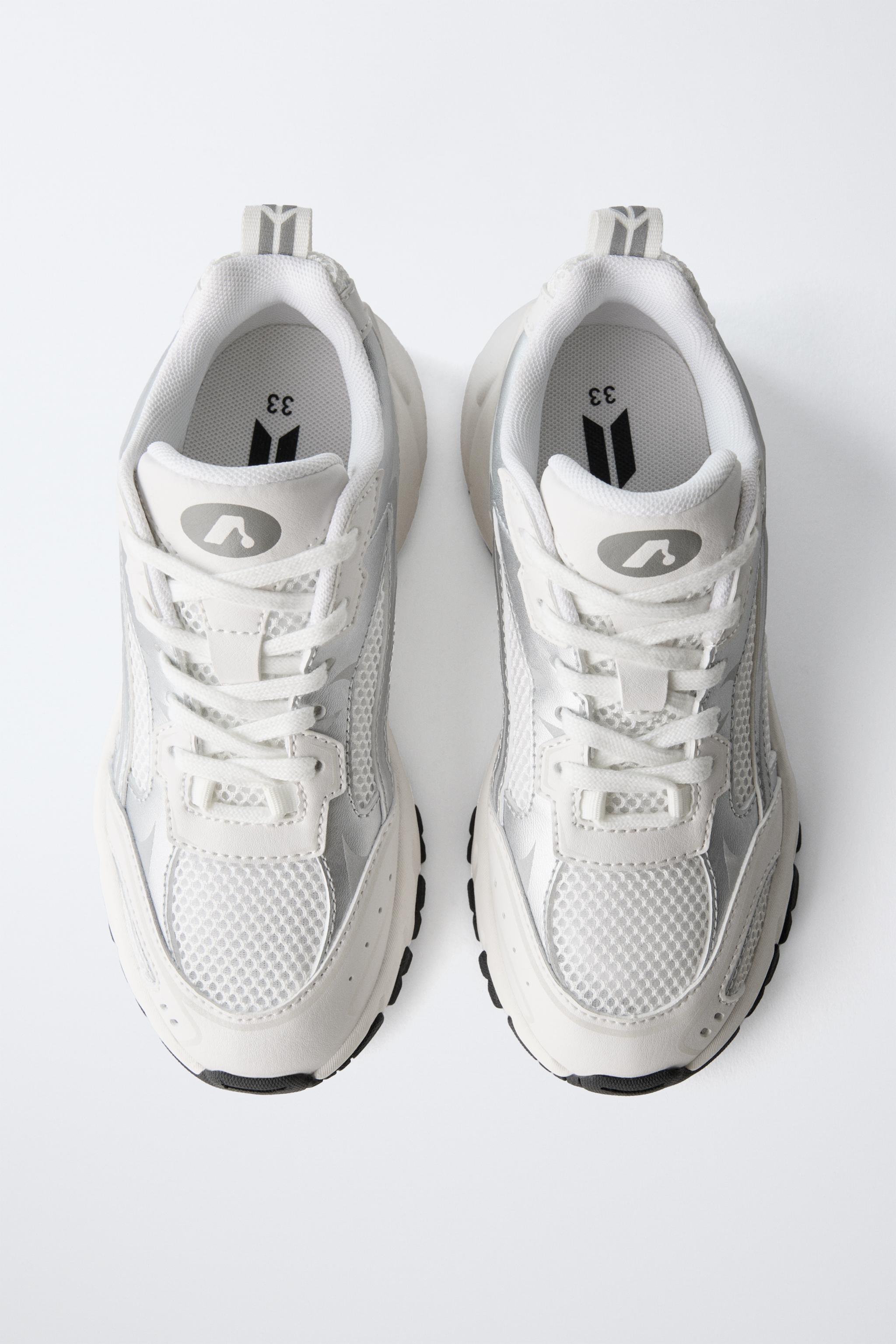 MESH SNEAKERS